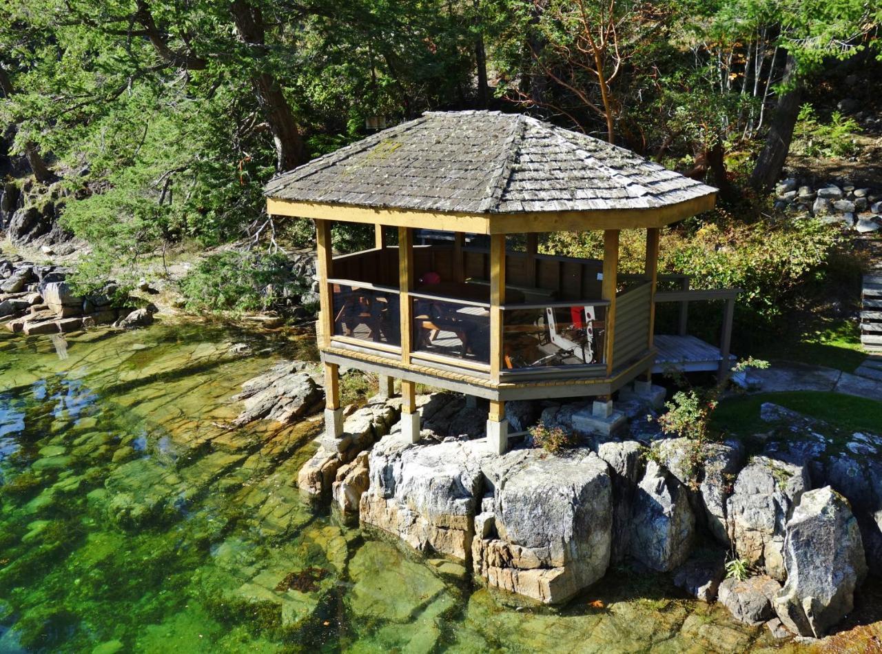 Pender Harbour Resort & Marina Garden Bay Dış mekan fotoğraf